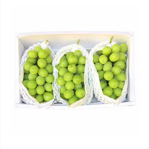 golden-finger-grapes